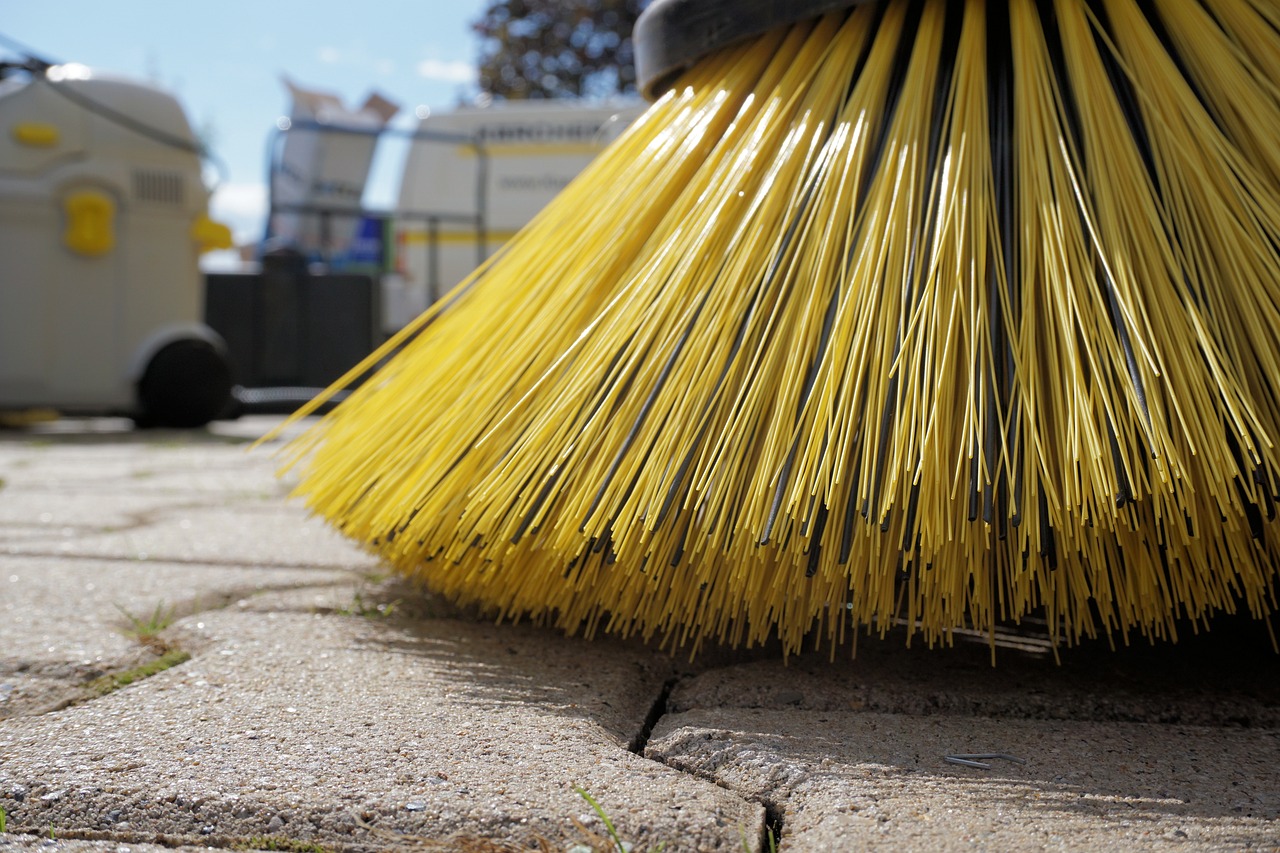 Home Cleaning and Disinfection Tips to Minimize Health Risks